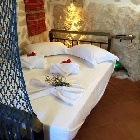 منزل ريفي Anemos Koríthion