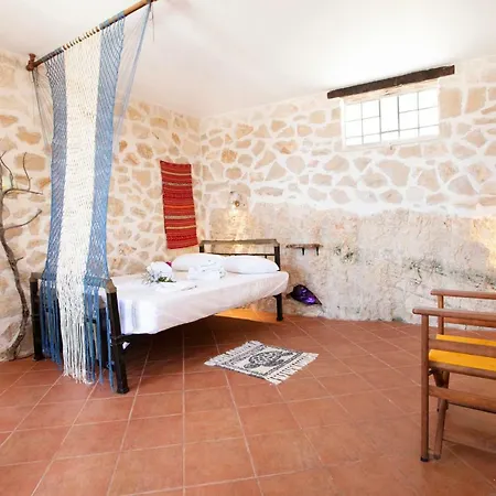 منزل ريفي Anemos Koríthion