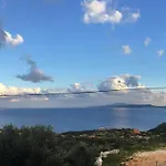 בית כפרי Anemos *